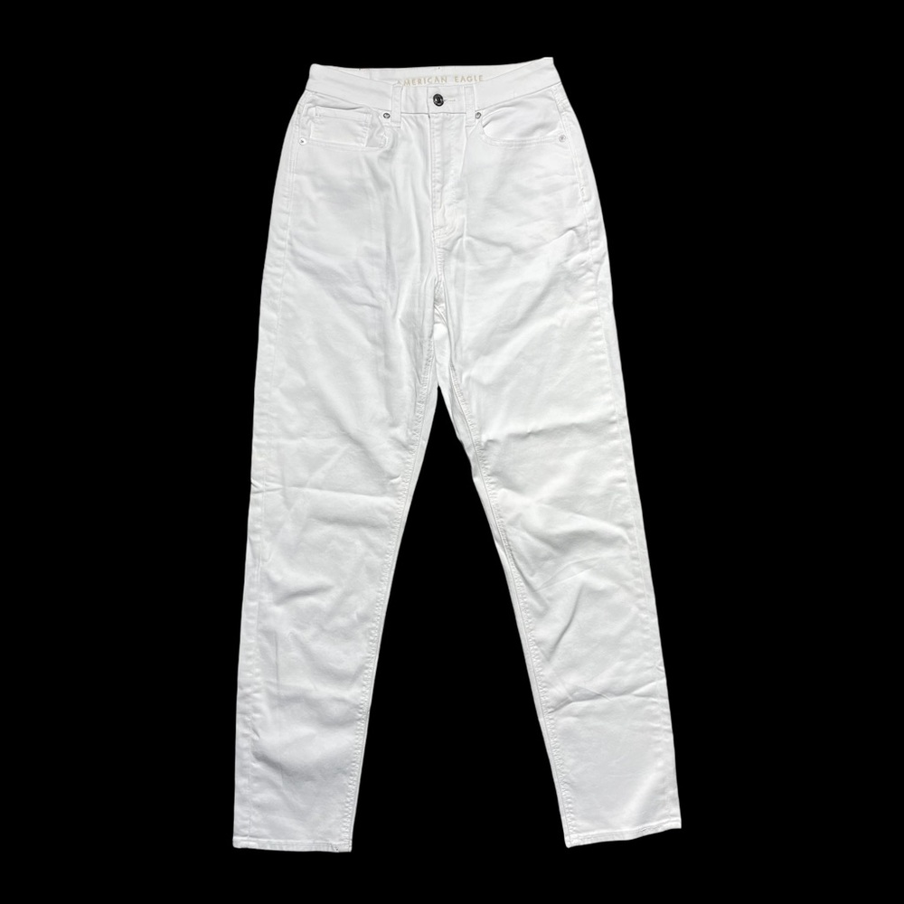 American Eagle Outfitters White Curvy Mom Jeans